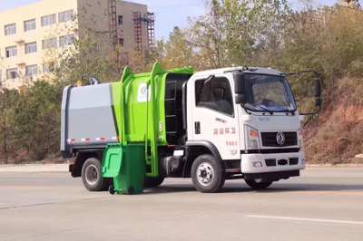 東風(fēng)天錦掛桶垃圾車(chē)參數(shù)與程力壓縮垃圾車(chē)的物流優(yōu)勢(shì)分析